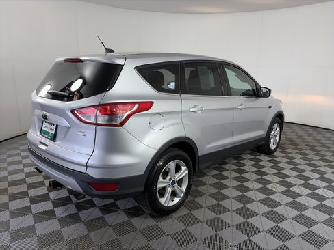 Used 2014 Ford Escape SE image 10