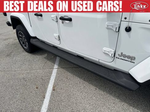 Used 2021 Jeep Gladiator Overland AWD/4WD image 38