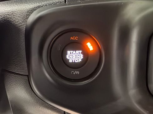 Used 2023 Jeep Wrangler Unlimited Sahara w/ Cold Weather Group image 26