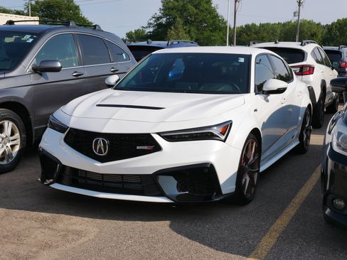 Used 2026 Acura Integra Type S FWD image 3