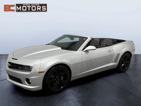 Used 2012 Chevrolet Camaro SS RWD image 1