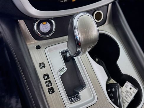 Used 2015 Nissan Murano SV image 17