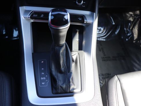 Used 2025 Audi Q3 2.0T Premium AWD/4WD image 42