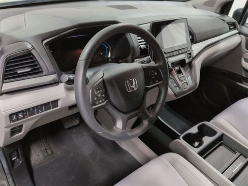 Used 2019 Honda Odyssey EX image 10