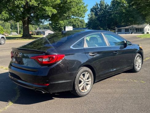 Used 2015 Hyundai Sonata SE w/ Option Group 09 FWD image 8