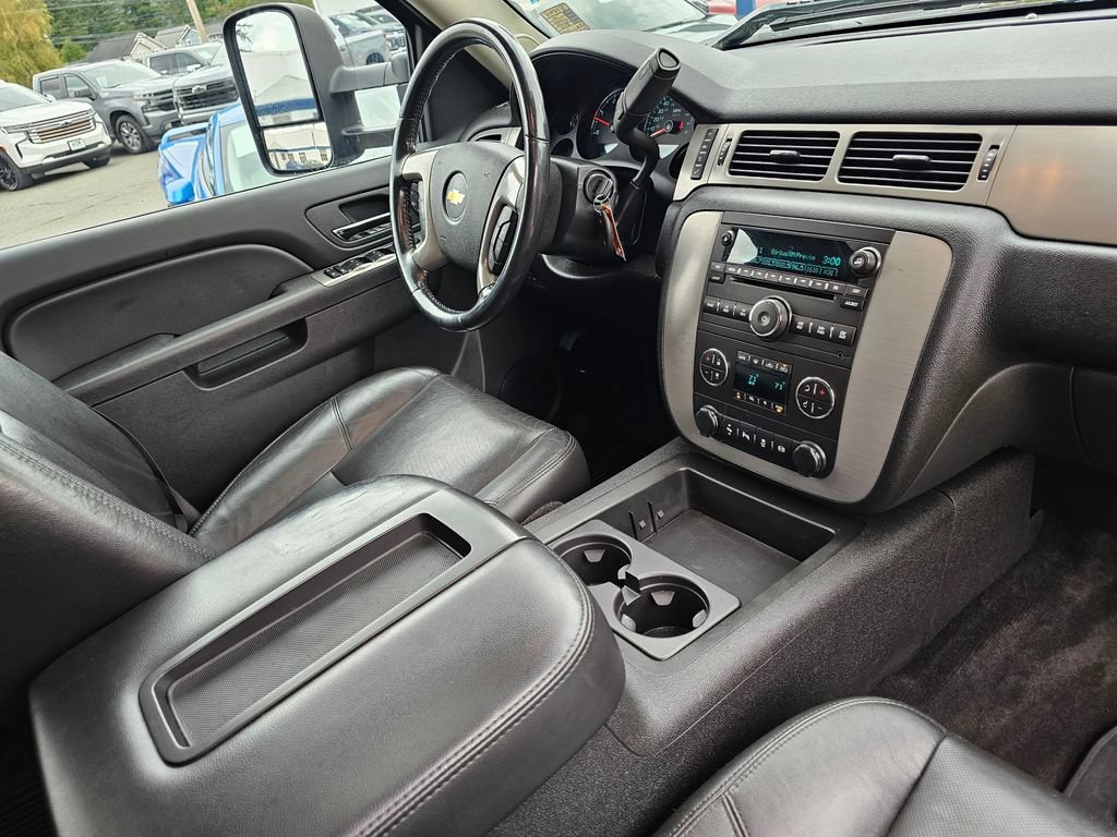 Used 2012 Chevrolet Silverado 3500 LTZ w/ LTZ Plus Package AWD/4WD image 12