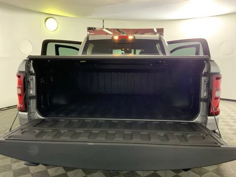 Used 2025 RAM 1500 Warlock AWD/4WD image 36