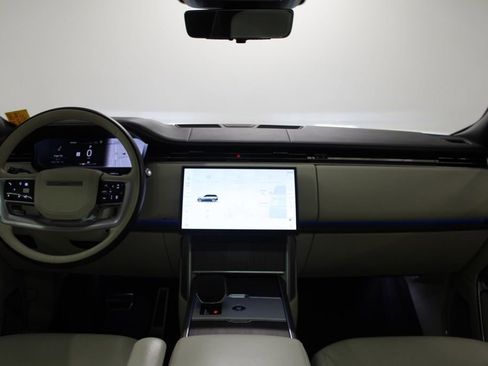 Used 2025 Land Rover Range Rover Autobiography AWD/4WD image 37