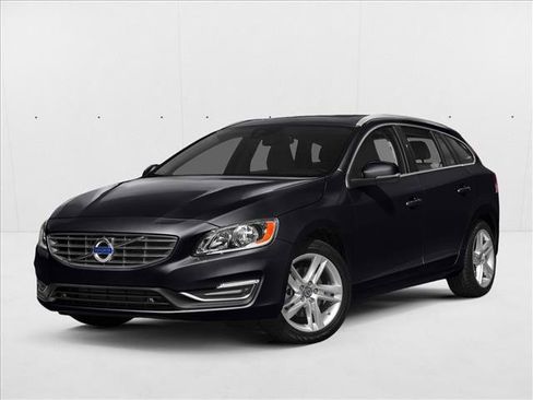 Used 2017 Volvo V60 T5 Premier w/ Convenience Package image 1