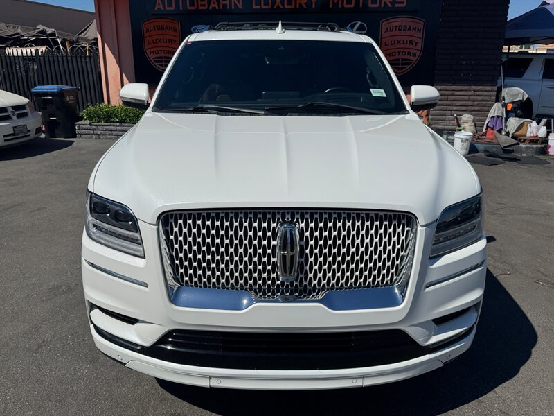 Used 2021 Lincoln Navigator L Reserve AWD/4WD image 2