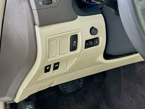 Used 2012 Lexus IS 250 w/ Premium Pkg Value Edition image 10