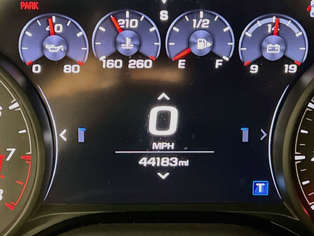 Used 2024 Chevrolet Camaro LT RWD image 19