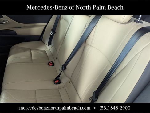 Used 2019 Lexus ES 350 Ultra Luxury image 16