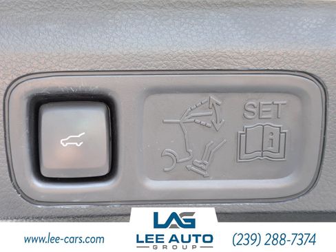 Used 2021 Lincoln Navigator Reserve RWD image 12