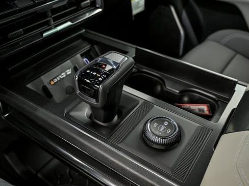 New 2026 GMC Hummer EV SUV image 18