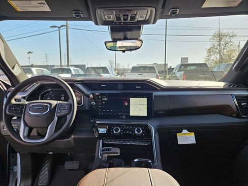 New 2026 GMC Sierra 1500 Denali w/ Denali Reserve Package AWD/4WD image 27