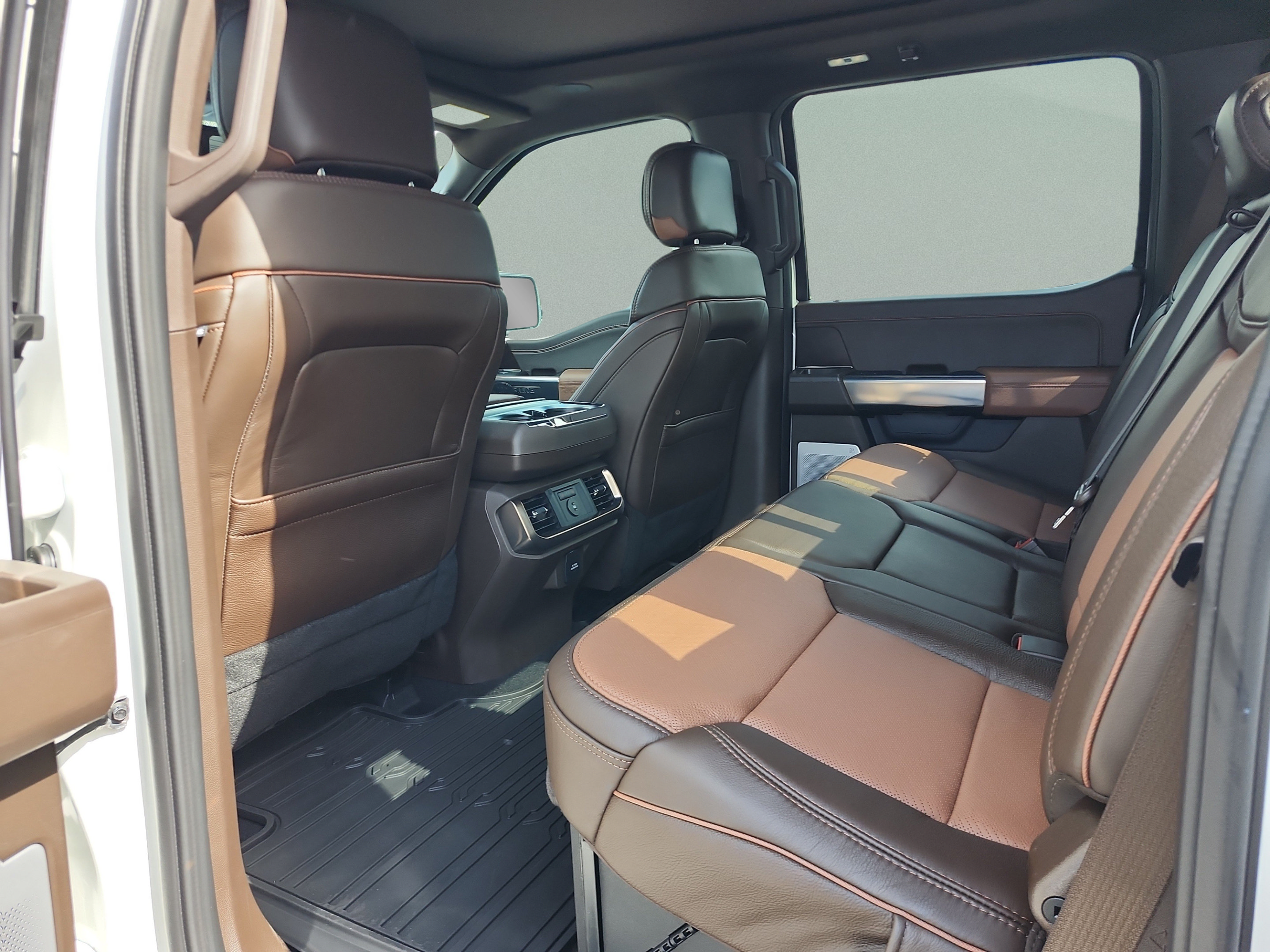 New 2026 Ford F150 King Ranch w/ Equipment Group 601A High AWD/4WD image 17