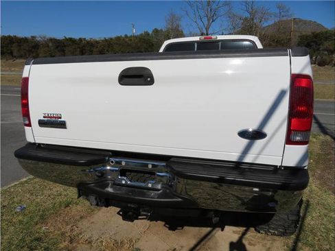 Used 2006 Ford F250 XL image 13