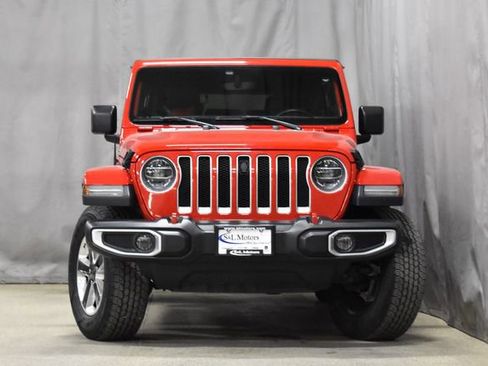 Used 2020 Jeep Wrangler Unlimited Sahara w/ Dual Top Group image 4