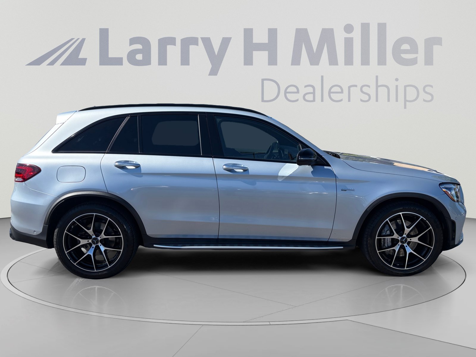 Used 2022 Mercedes-Benz GLC 43 AMG 4MATIC image 6