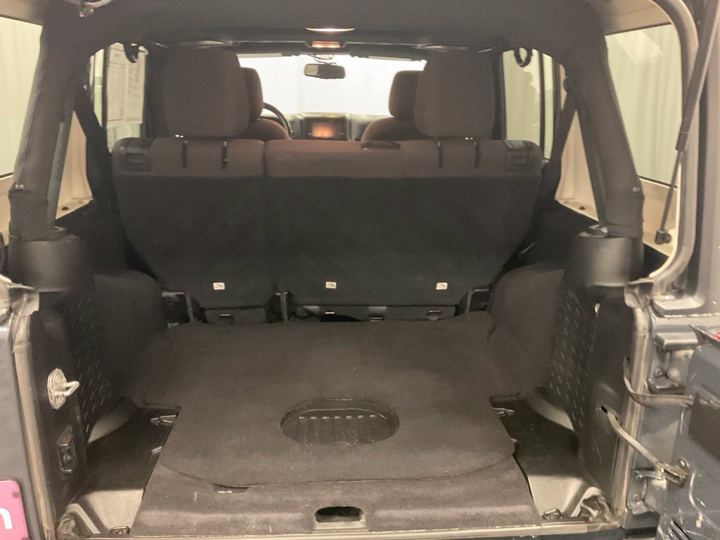 Used 2018 Jeep Wrangler Unlimited Sport AWD/4WD image 26