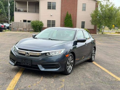 Used 2016 Honda Civic EX image 3