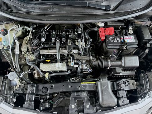 Used 2024 Nissan Versa SV FWD image 30