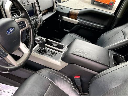 Used 2019 Ford F150 Lariat w/ Max Trailer Tow Package AWD/4WD image 15