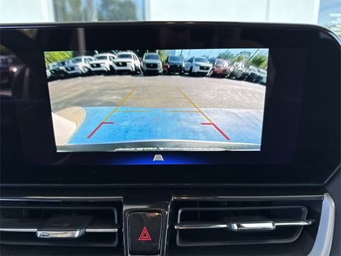 Used 2025 Chevrolet TrailBlazer LT image 23