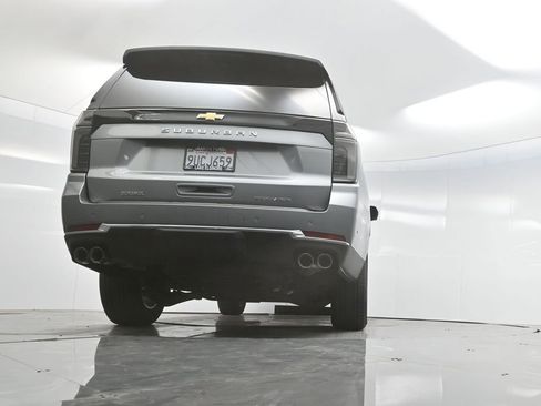 Used 2025 Chevrolet Suburban Premier image 55