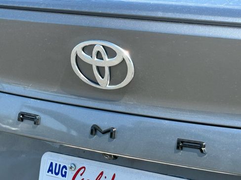 Used 2025 Toyota Camry SE FWD image 11