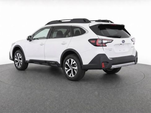 Used 2021 Subaru Outback Limited XT w/ Popular Package #2 AWD/4WD image 7
