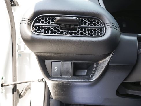 Used 2026 Honda HR-V LX image 15
