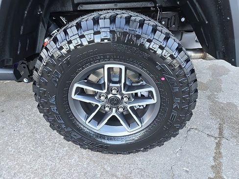 New 2026 Jeep Gladiator Mojave image 32