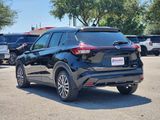 Used 2021 Nissan Kicks SV image 3