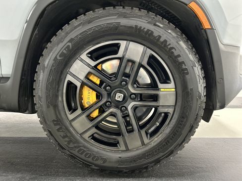 Used 2023 Rivian R1T Adventure Quad AWD/4WD image 11