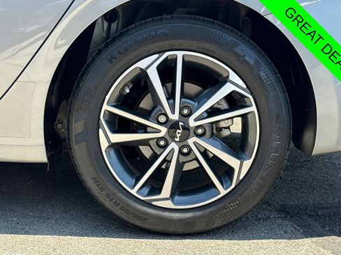 Used 2023 Kia Forte LXS FWD image 25