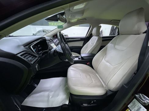 Used 2017 Ford Fusion Titanium image 17