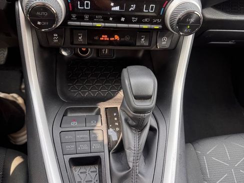 Used 2025 Toyota RAV4 XLE w/ Weather Package AWD/4WD image 10