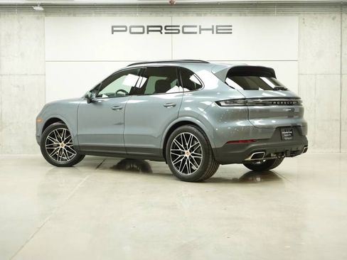 New 2026 Porsche Cayenne AWD/4WD image 3
