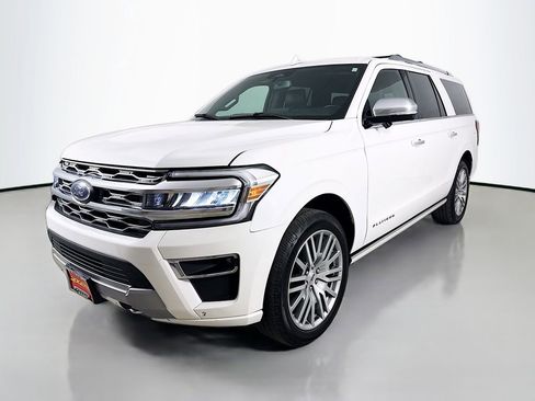 Used 2023 Ford Expedition Max Platinum image 3