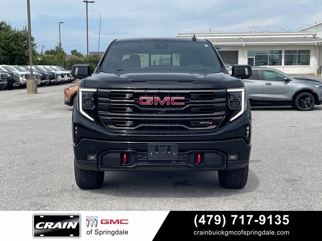 Used 2025 GMC Sierra 1500 AT4 w/ AT4 Premium Package AWD/4WD image 2