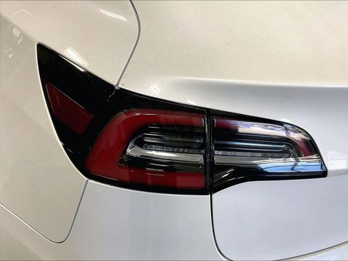 Used 2021 Tesla Model 3 Long Range AWD/4WD image 34