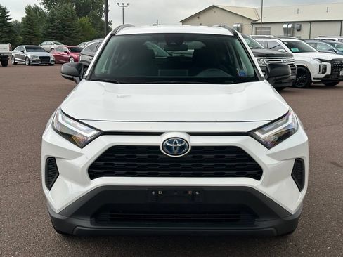 Used 2023 Toyota RAV4 LE AWD/4WD image 35