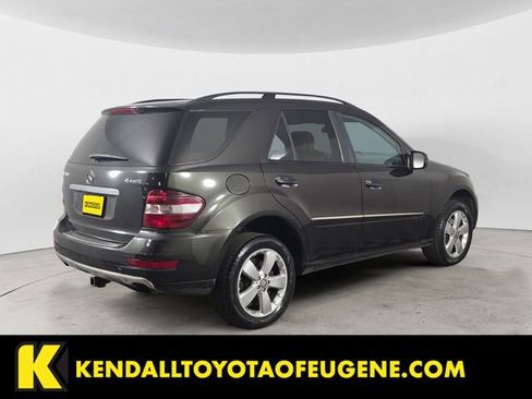 Used 2009 Mercedes-Benz ML 350 4MATIC image 2
