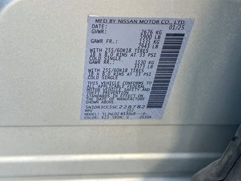 Certified 2025 Nissan Pathfinder SL image 32