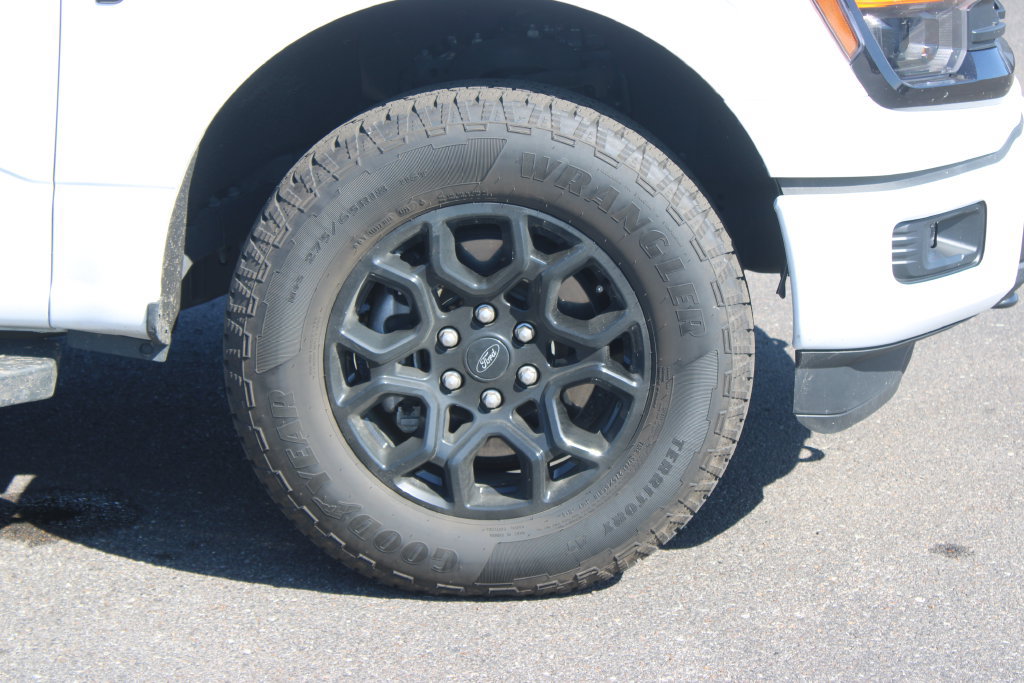 Used 2024 Ford F150 XLT w/ FX4 Off-Road Package AWD/4WD image 11