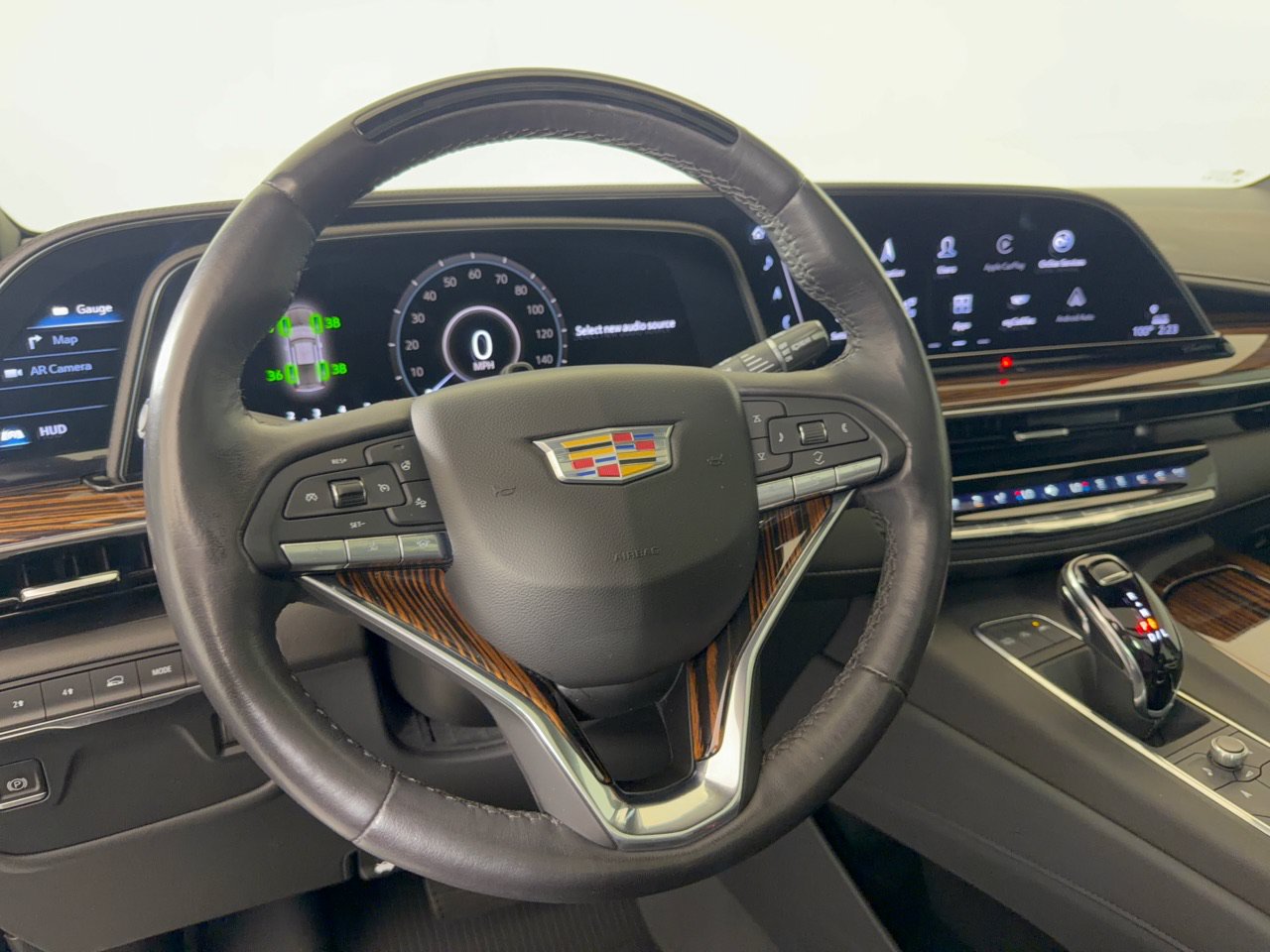 Used 2023 Cadillac Escalade ESV Premium Luxury AWD/4WD image 11
