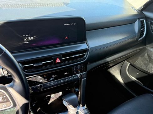 Used 2024 Kia Seltos EX image 20