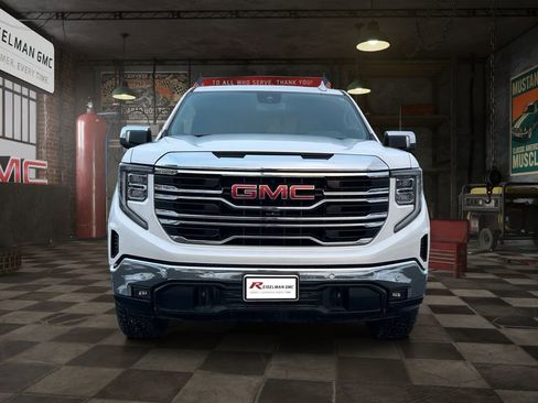 Certified 2023 GMC Sierra 1500 SLT AWD/4WD image 2